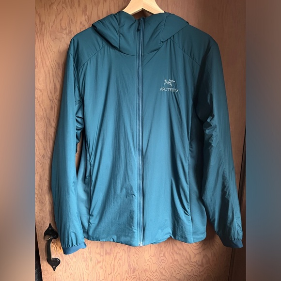 Arc'teryx Jackets & Blazers - ARC’TERYX Atom Lt Hoody Women Large